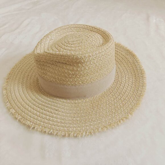 NWT Eric Javits Fringe Pinch Straw Fedora Hat Packable Women’s - Picture 8 of 8